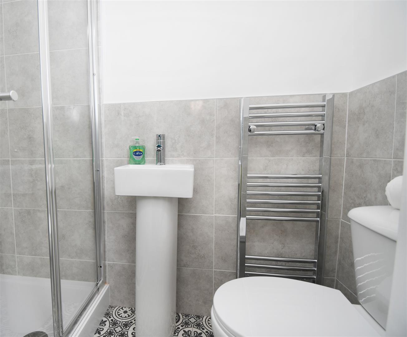 1 bed house share to rent in Athol Street South, Burnley  - Property Image 4