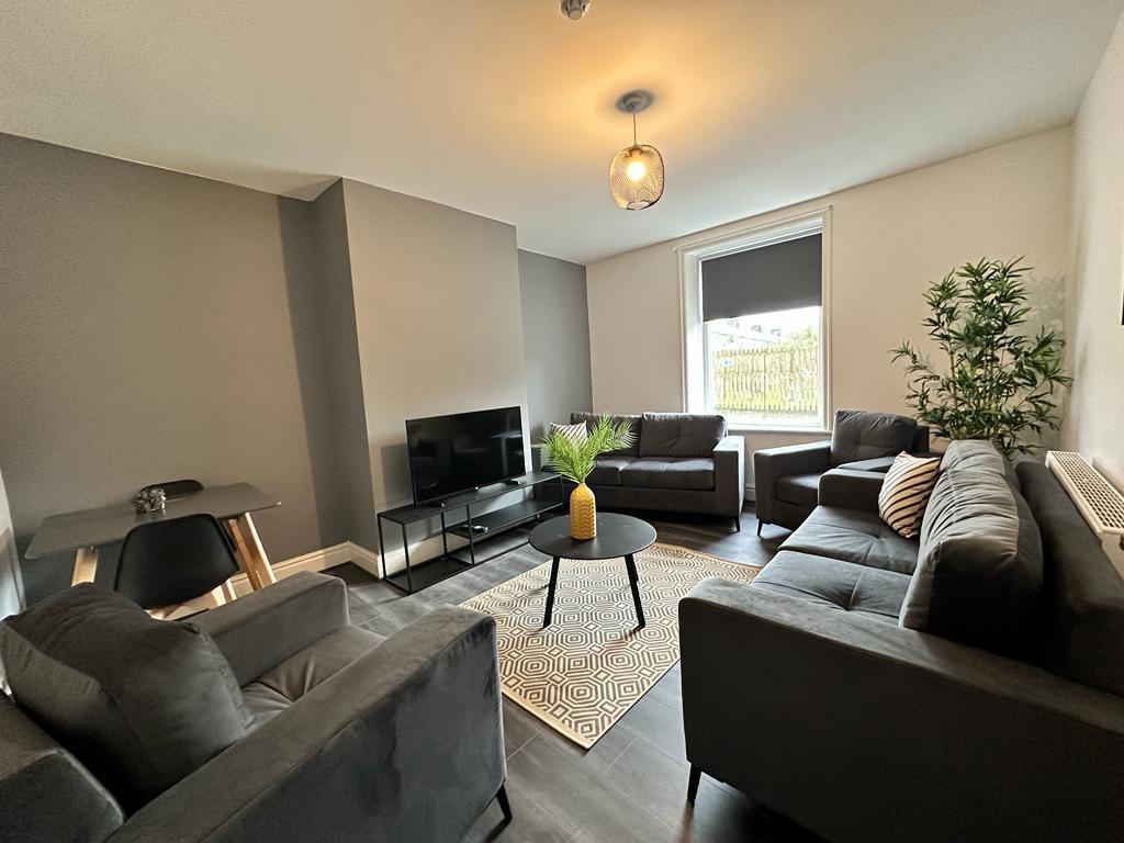 1 bed house share to rent in Collinge Street, Burnley 8