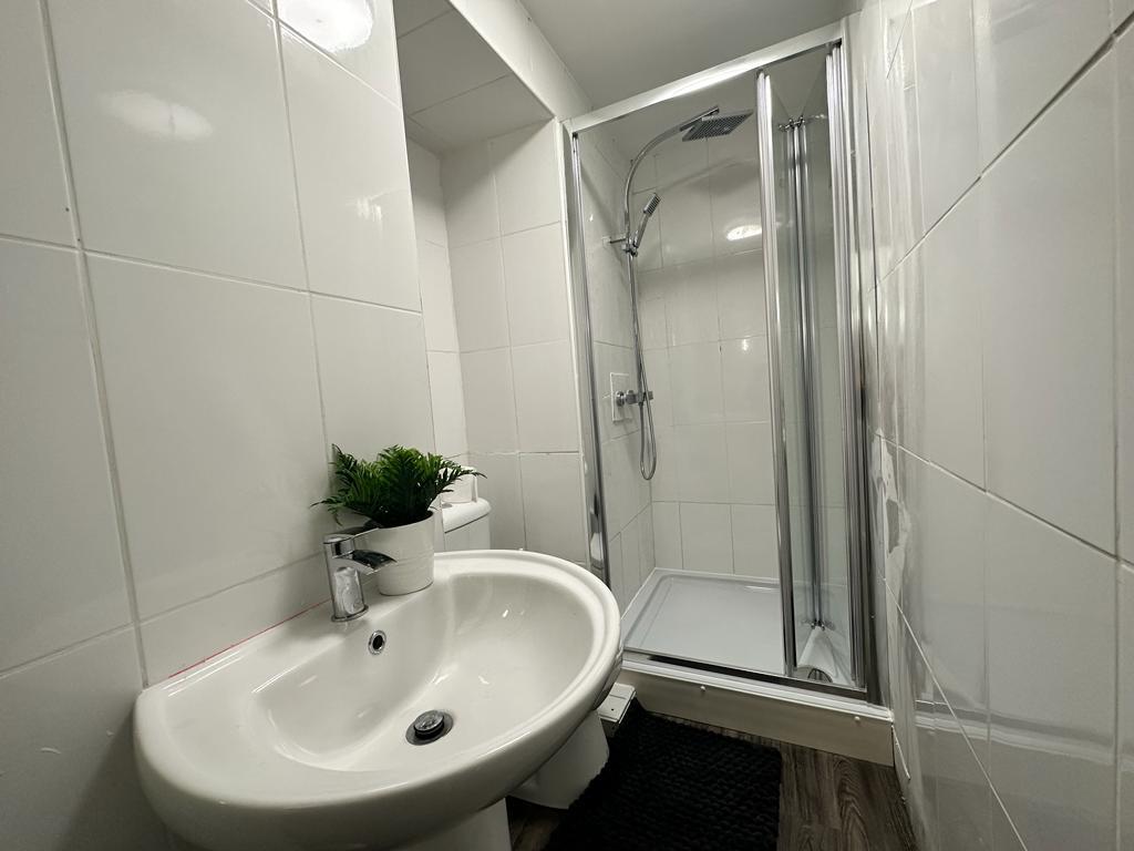 1 bed house share to rent in Collinge Street, Burnley 10