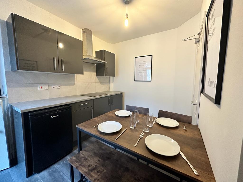 1 bed house share to rent in Collinge Street, Burnley 3