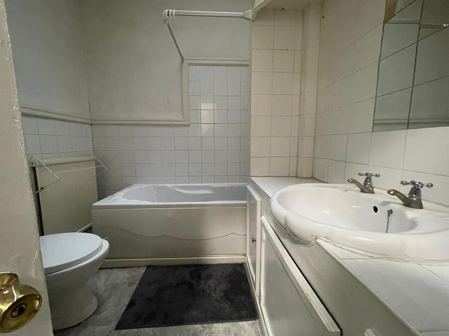 2 bed terraced house for sale in Harold Street, Burnley  - Property Image 8