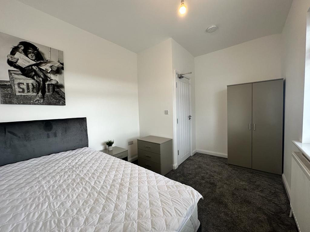 1 bed house share to rent in Brunshaw Road, Burnley - Property Image 1