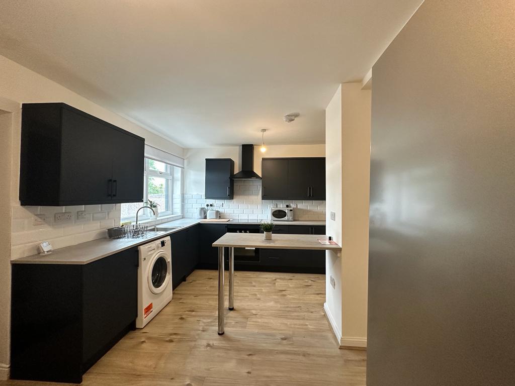 1 bed house share to rent in Brunshaw Road, Burnley  - Property Image 1