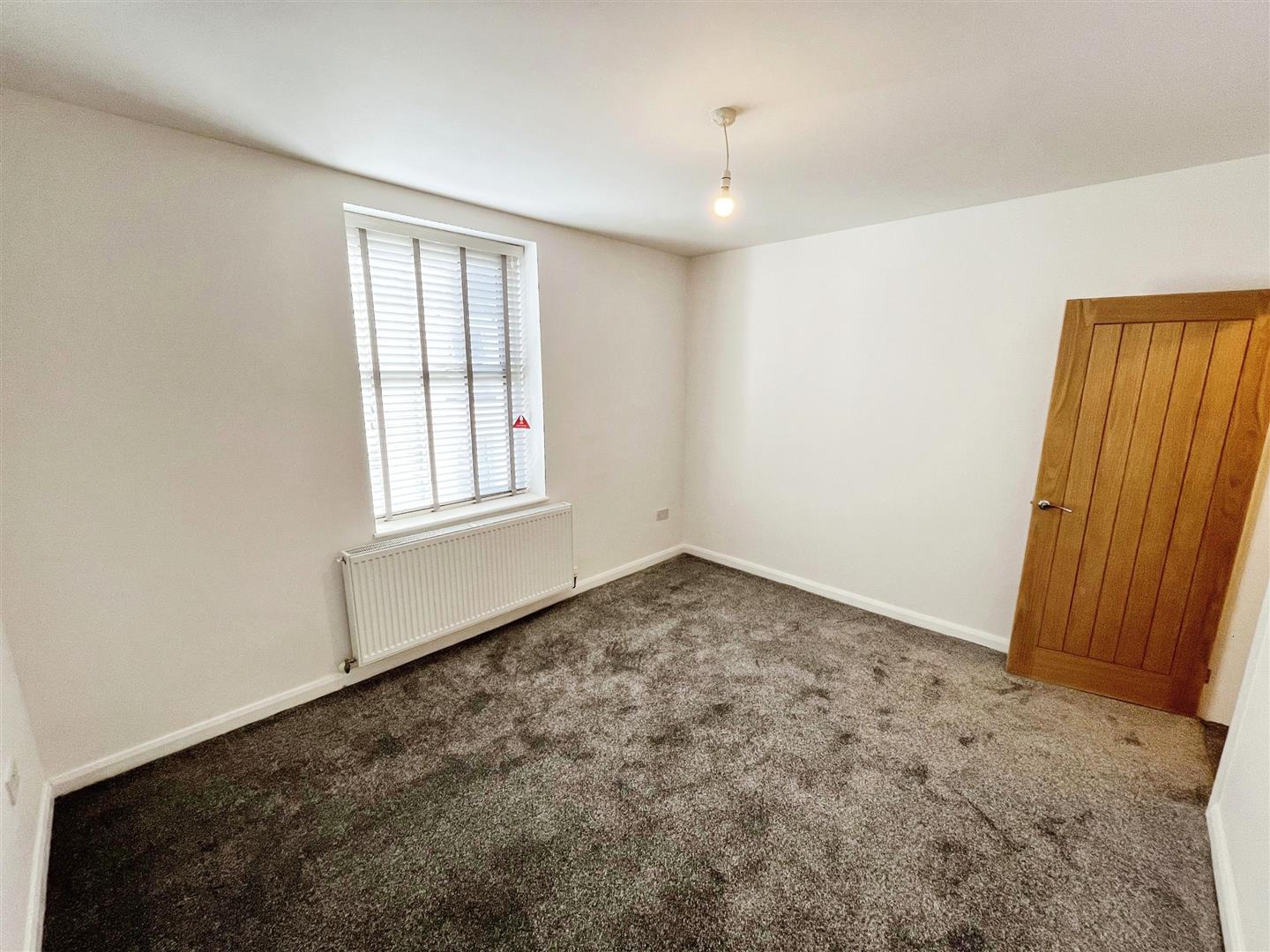 2 bed house to rent in Grange Street, Burnley 4