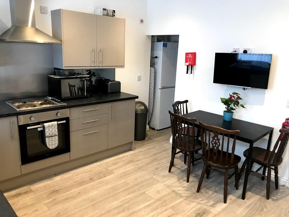 3 bed terraced house for sale in Heath Street, Burnley  - Property Image 3