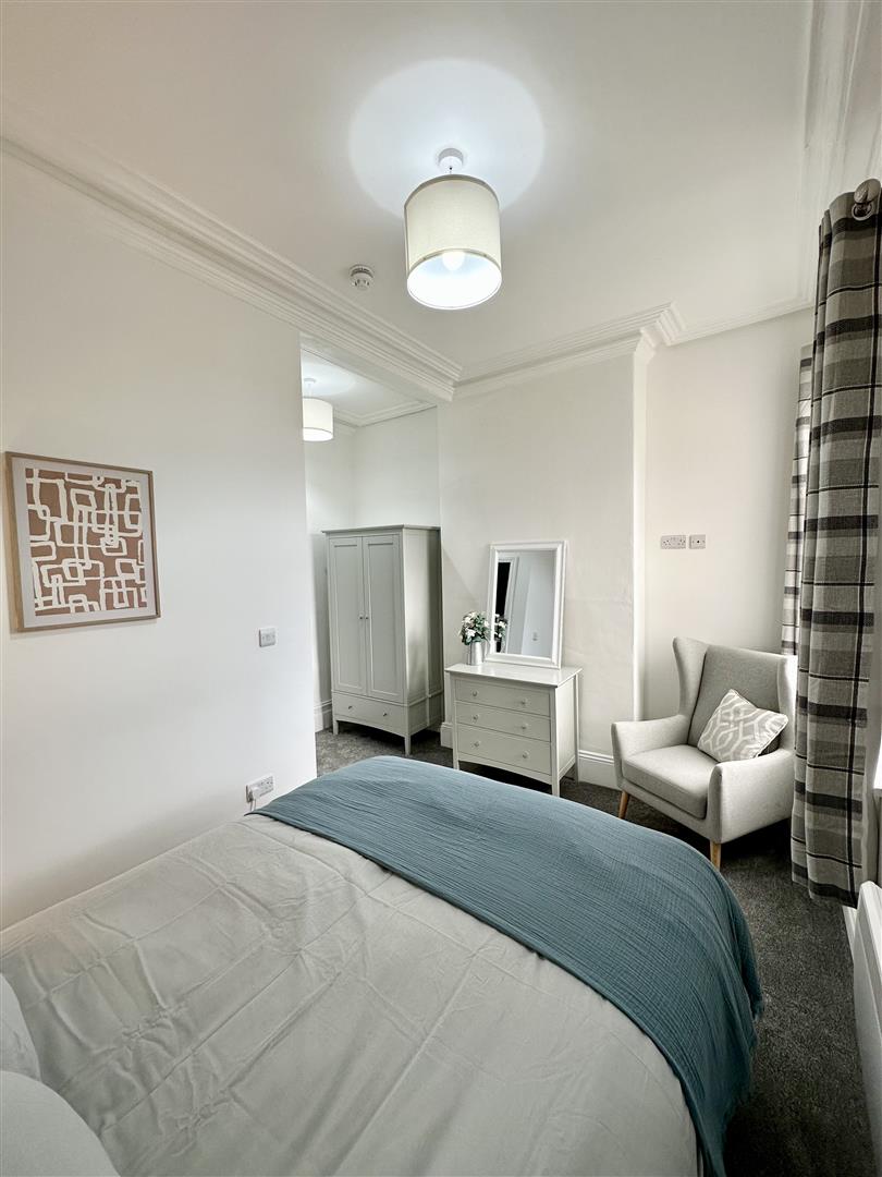 1 bed house share to rent in Bank Parade, Burnley 5