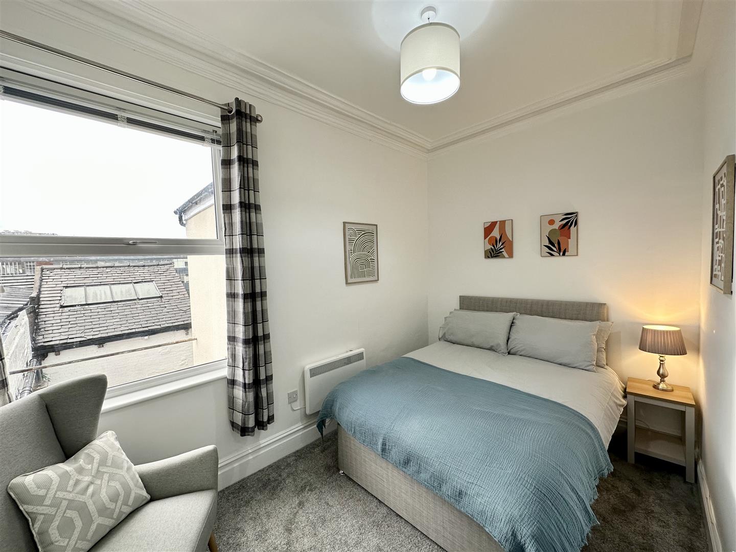 1 bed house share to rent in Bank Parade, Burnley  - Property Image 1