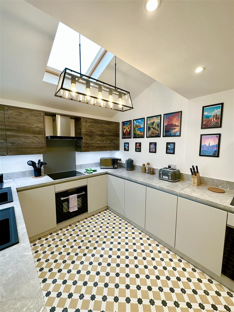 1 bed house share to rent in Bank Parade, Burnley  - Property Image 8