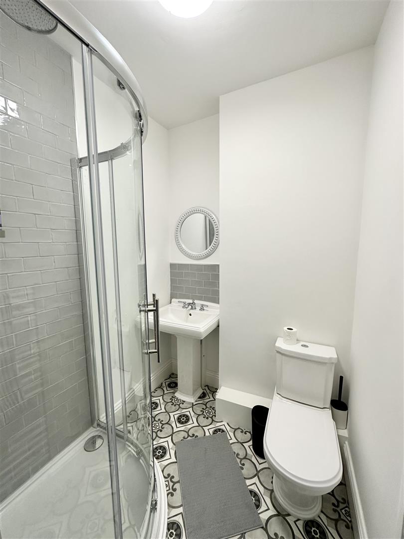1 bed house share to rent in Bank Parade, Burnley  - Property Image 17