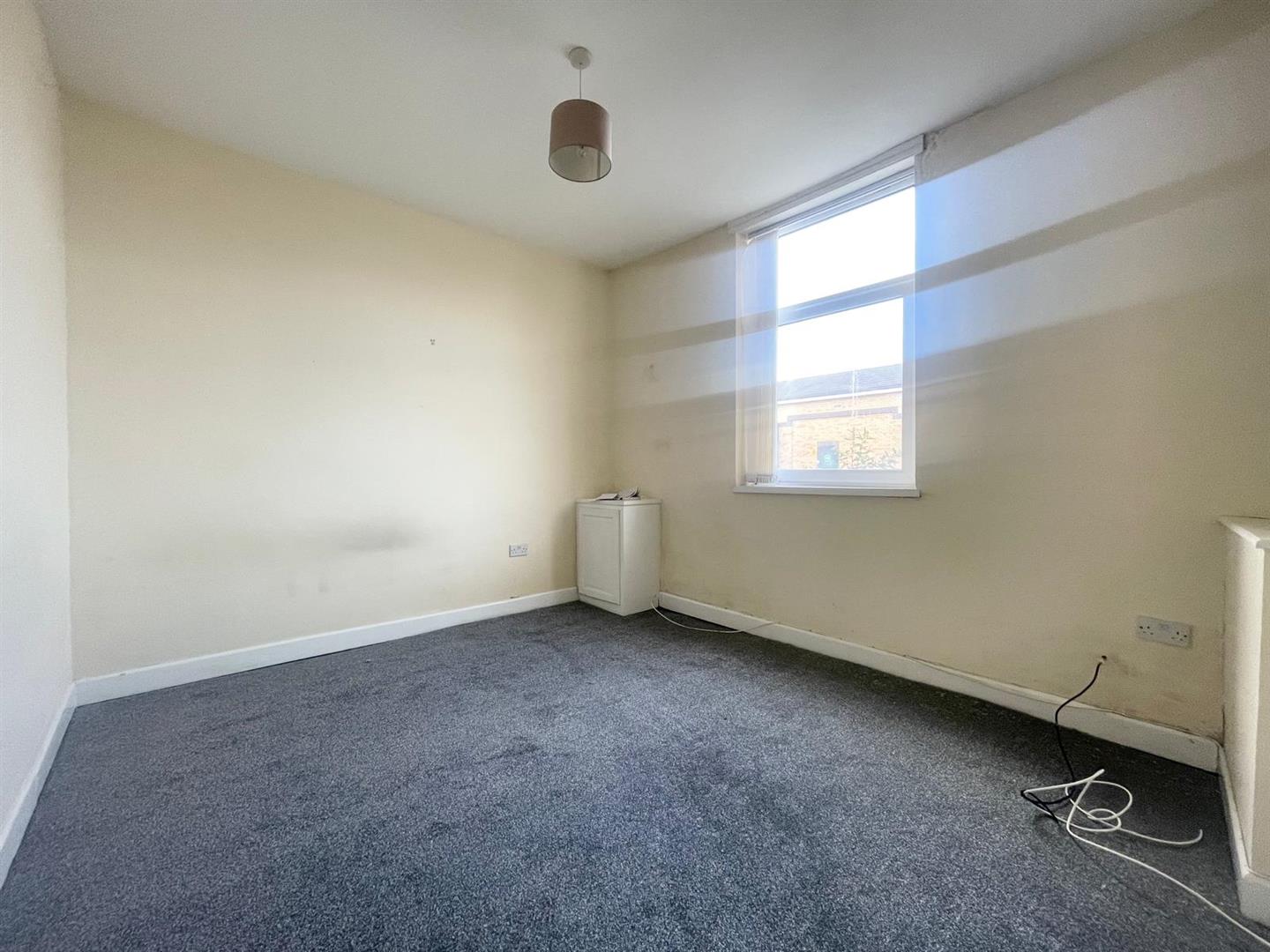 4 bed end of terrace house for sale in Cog Lane, Burnley 1
