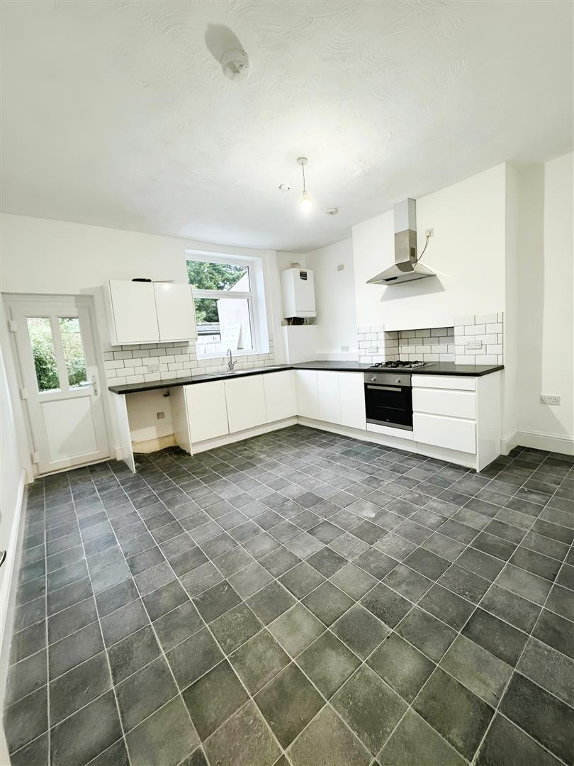 2 bed terraced house to rent in Primrose Street, Accrington 3