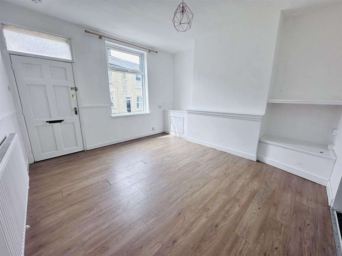 2 bed end of terrace house to rent in Laithe Street, Burnley  - Property Image 2