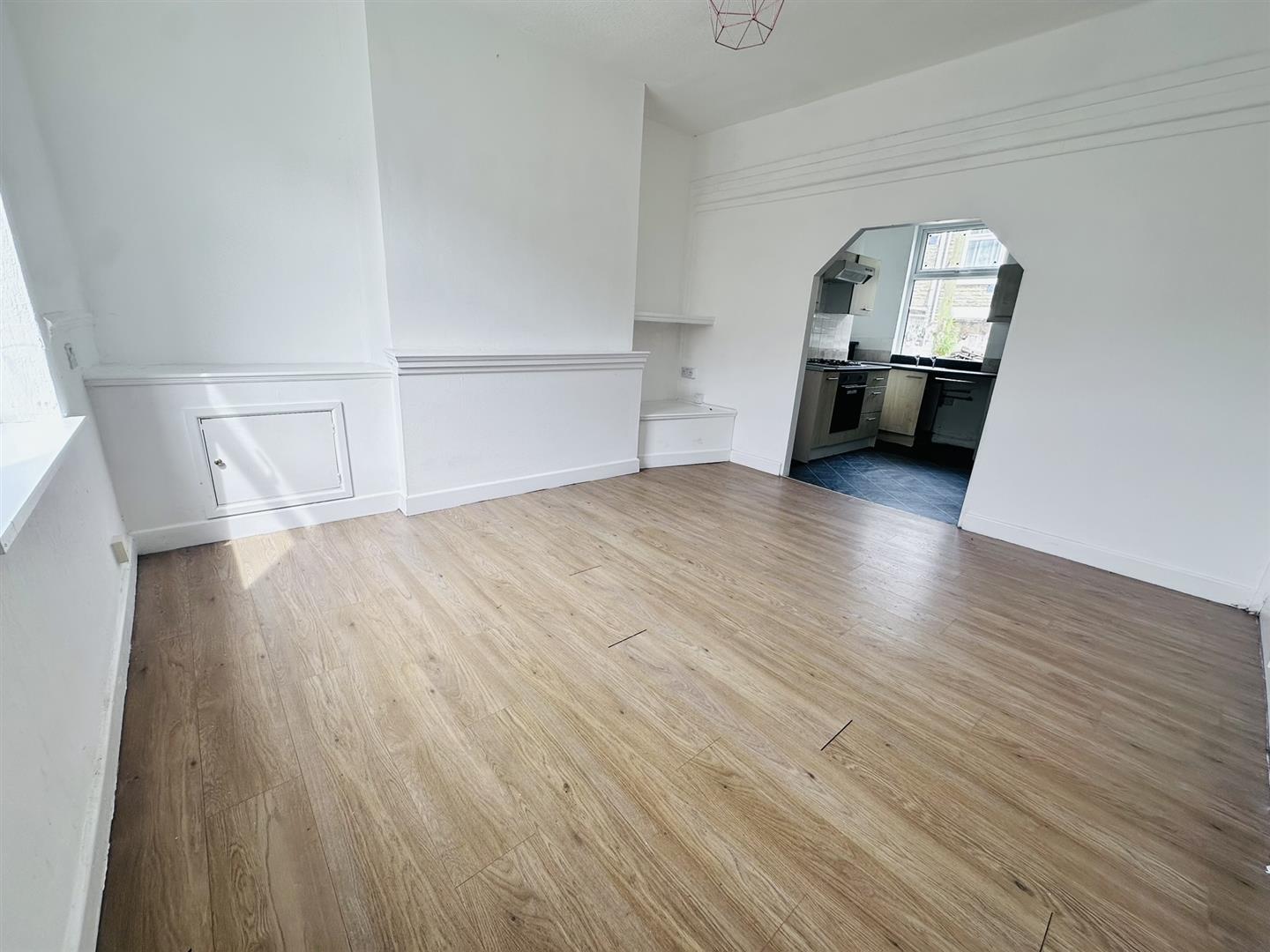 2 bed end of terrace house to rent in Laithe Street, Burnley, BB11