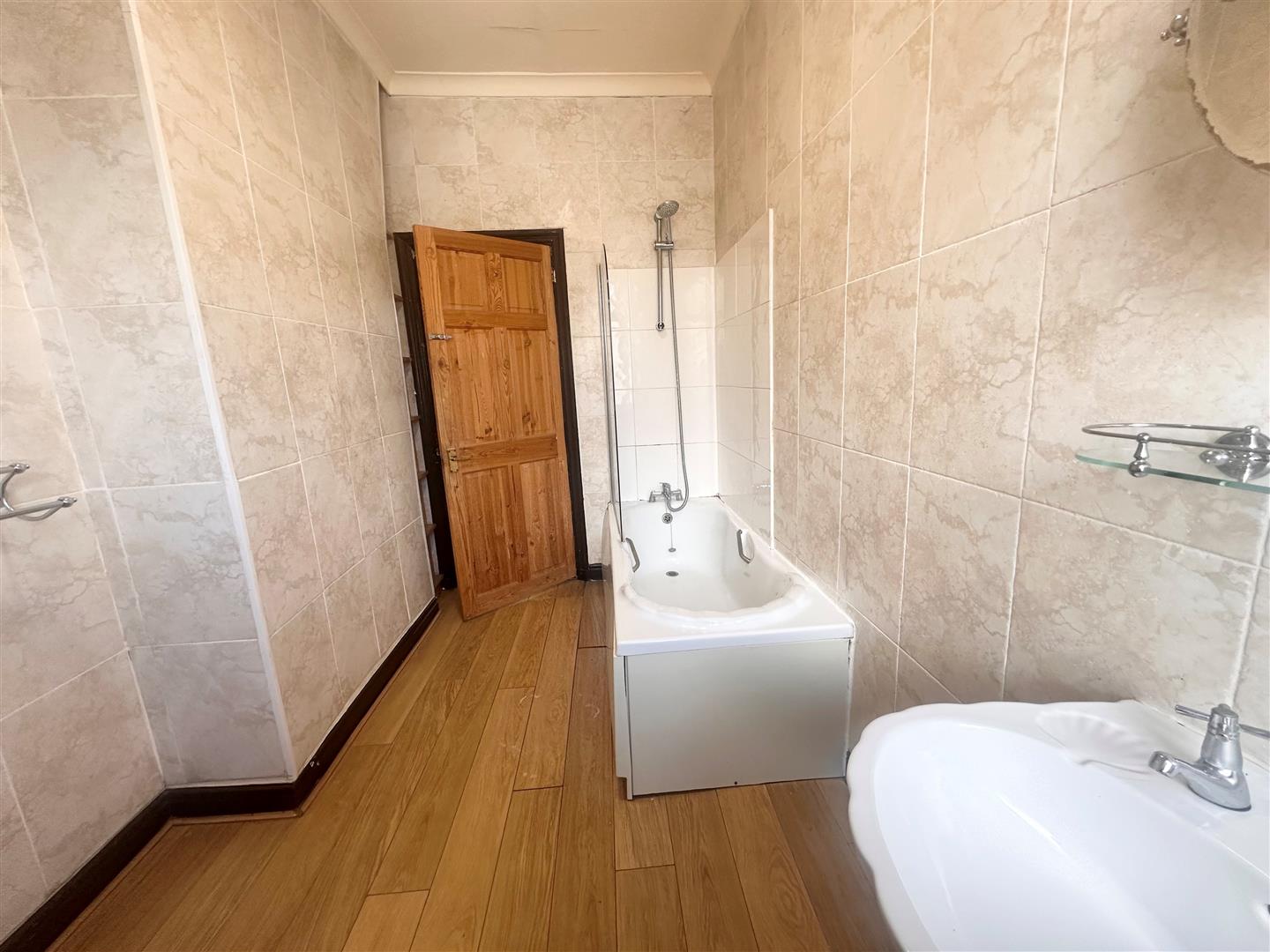 2 bed terraced house to rent in Peart Street, Burnley 6