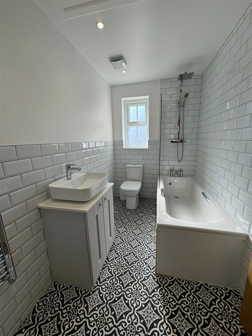 1 bed bungalow to rent in Ashworth Road, Rossendale  - Property Image 11