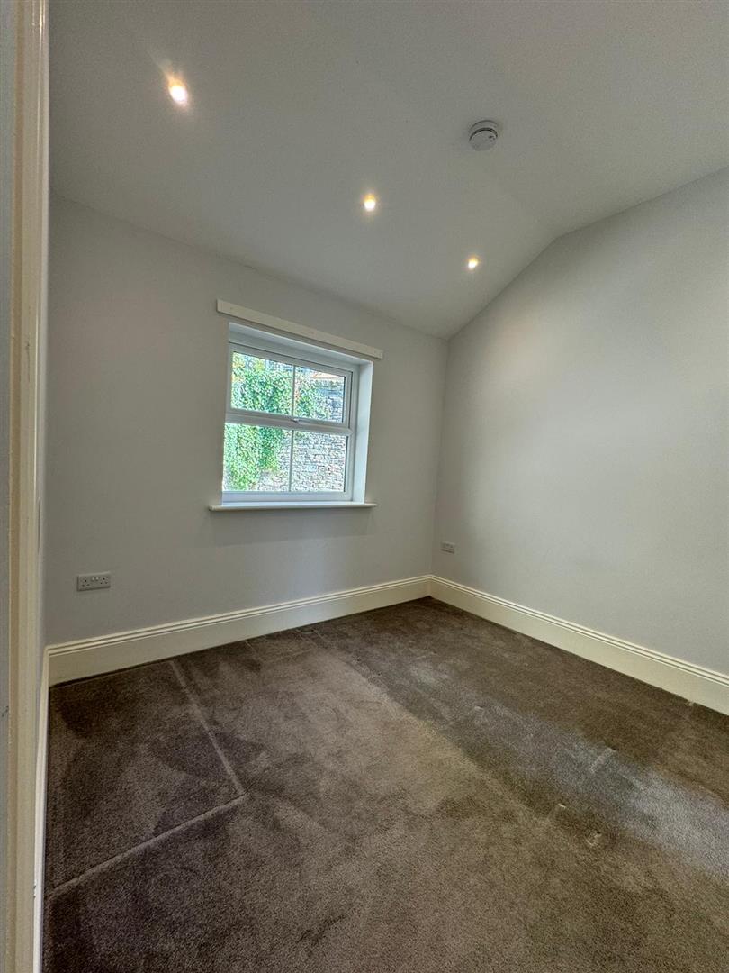 1 bed bungalow to rent in Ashworth Road, Rossendale  - Property Image 9