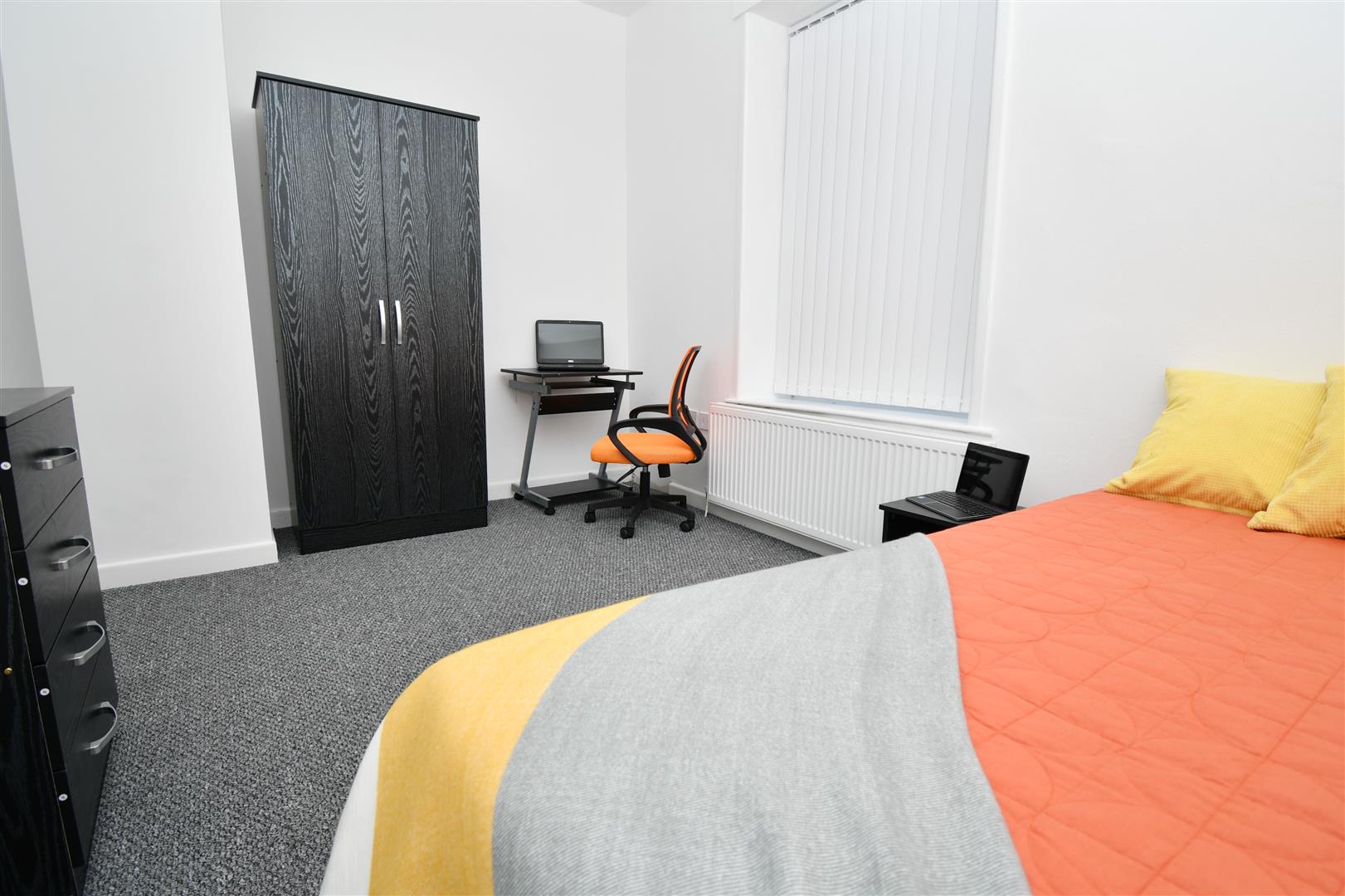 1 bed house share to rent in Scarlett Street, Burnley  - Property Image 4