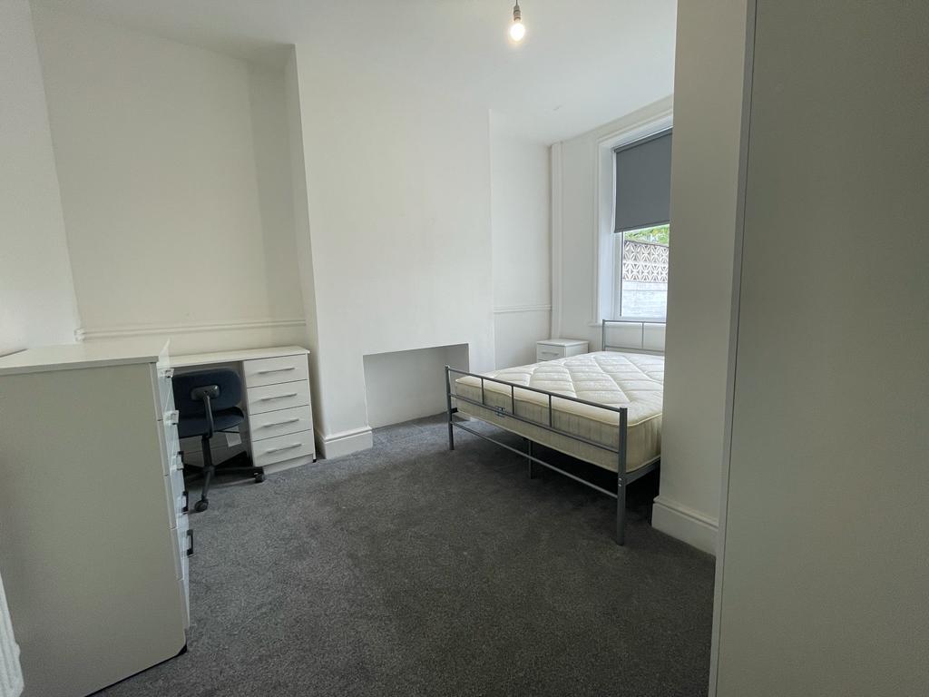 4 bed terraced house for sale in Nairne Street, Burnley 3