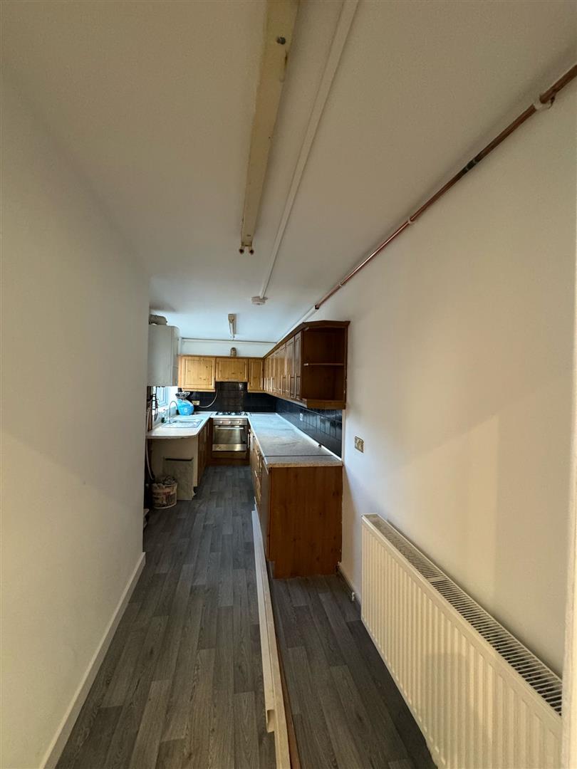 2 bed terraced house to rent in Cardwell Street, Padiham  - Property Image 5