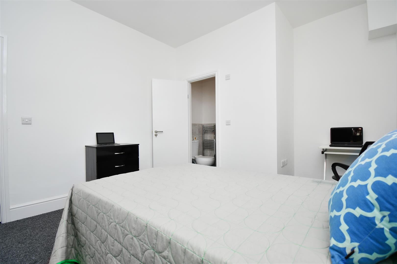 1 bed house share to rent in Coal Clough Lane, Burnley - Property Image 1