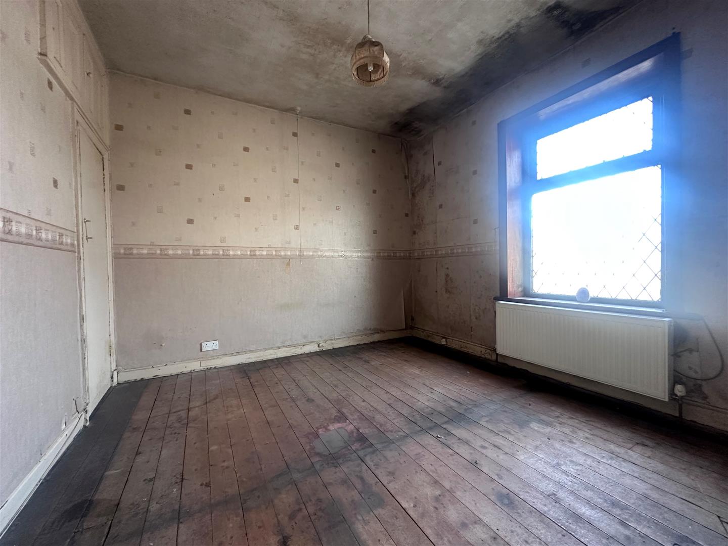 2 bed terraced house for sale in Prestwich Street, Burnley  - Property Image 5