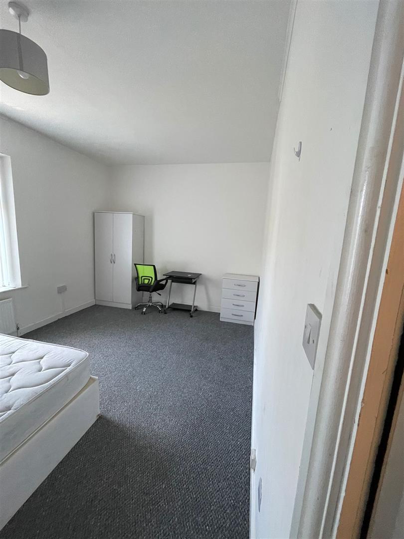 1 bed house share to rent in Colbran Street, Burnley  - Property Image 6