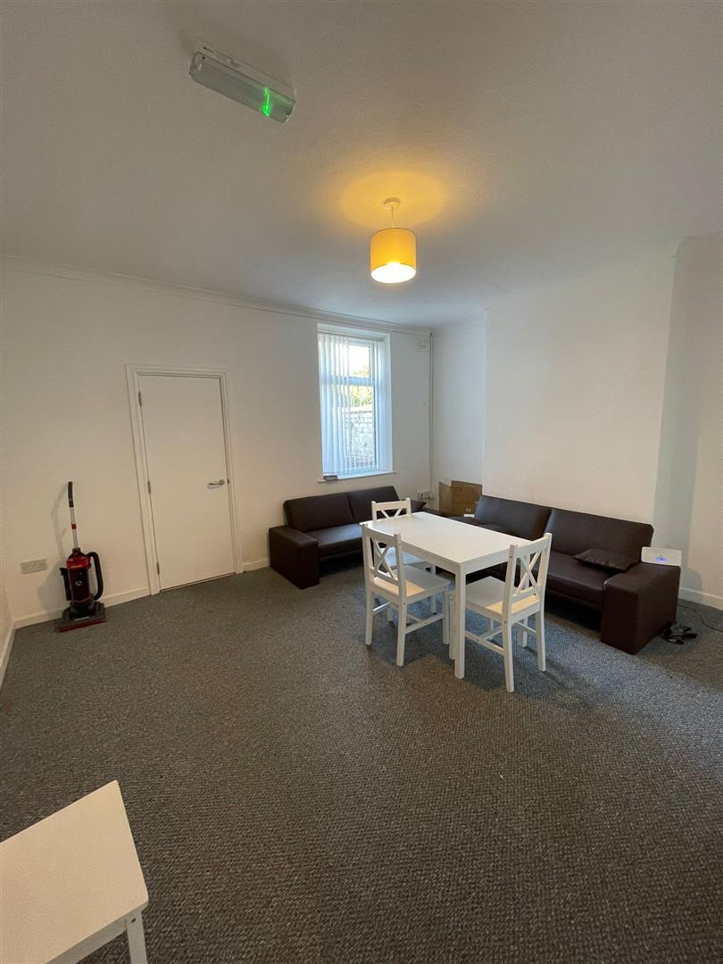 1 bed house share to rent in Colbran Street, Burnley  - Property Image 5