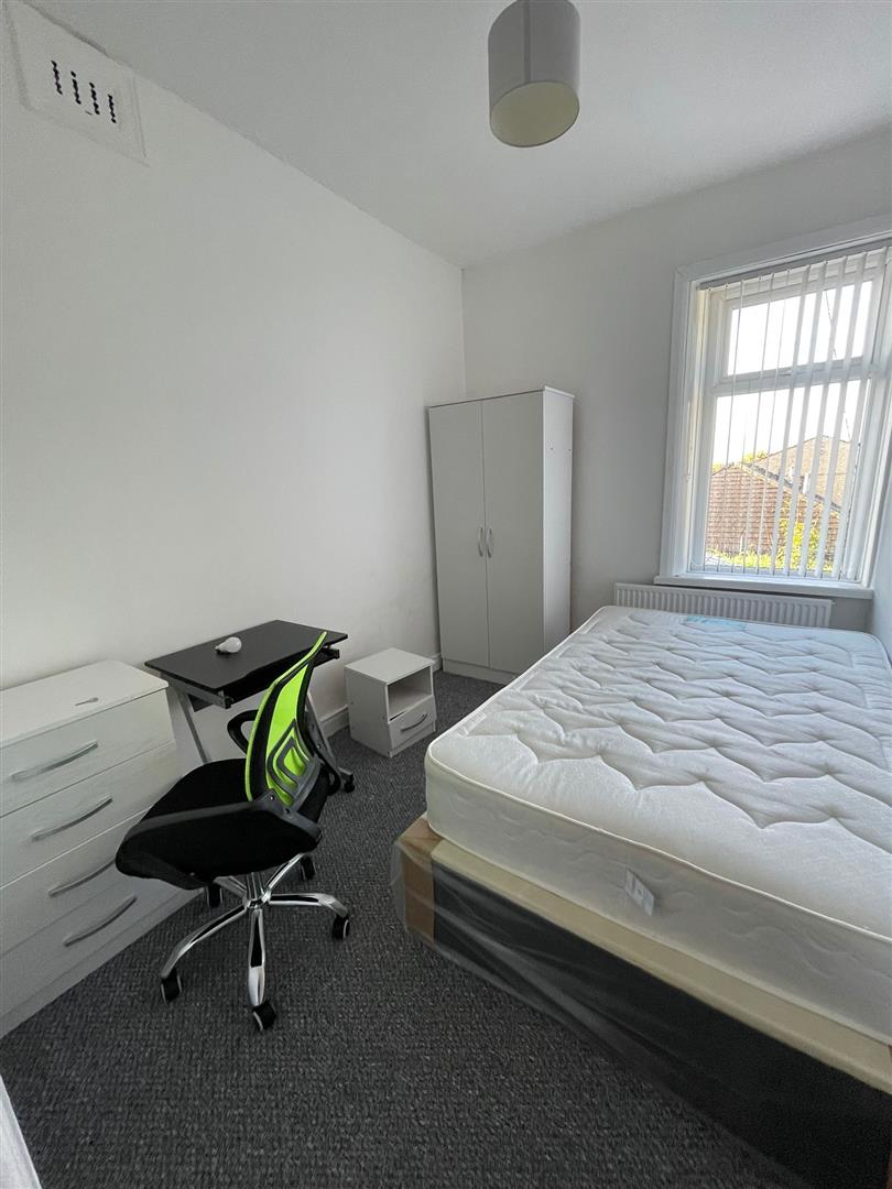 1 bed house share to rent in Colbran Street, Burnley  - Property Image 9