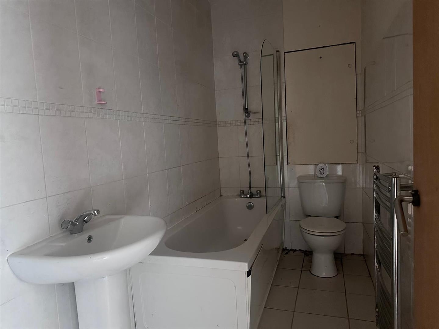 4 bed block of apartments for sale in Station Road, Padiham 13