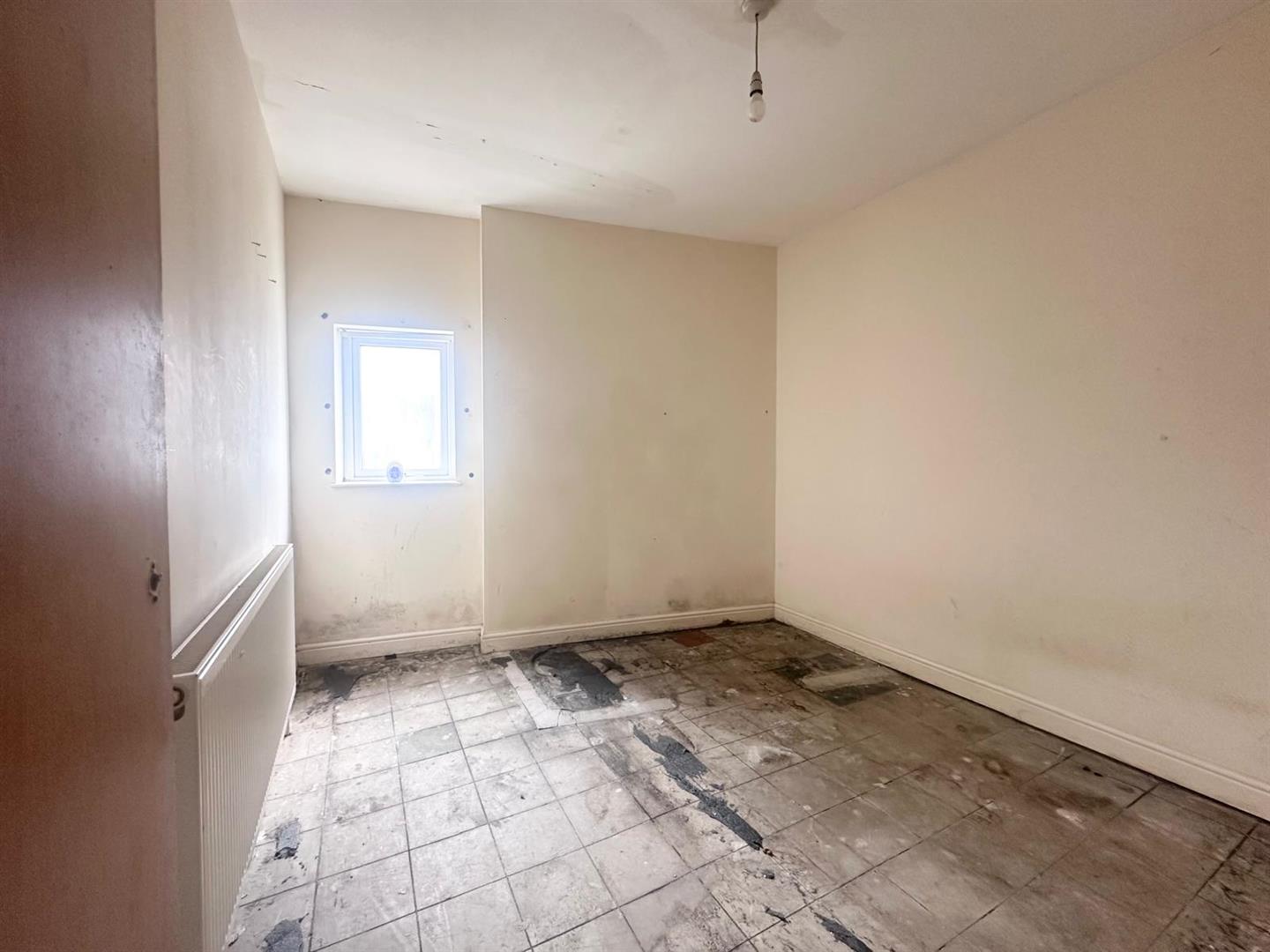 4 bed block of apartments for sale in Station Road, Padiham 11