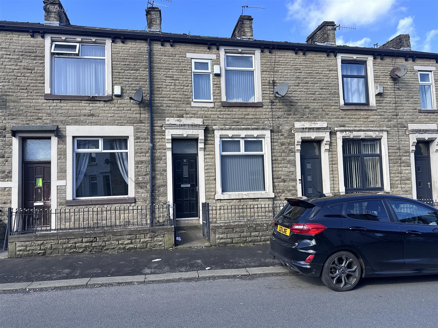 4 bed house for sale in Coal Clough Lane, Burnley 11