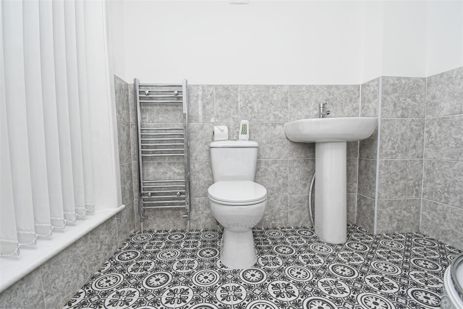 1 bed house share to rent in Berry Street, Burnley 9