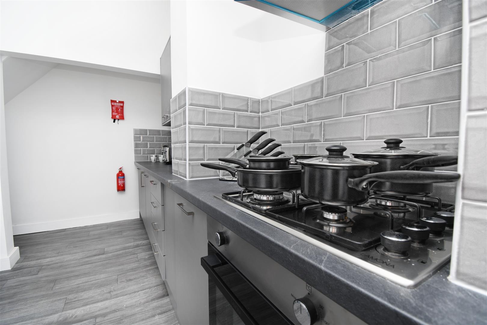 1 bed house share to rent in Berry Street, Burnley 3