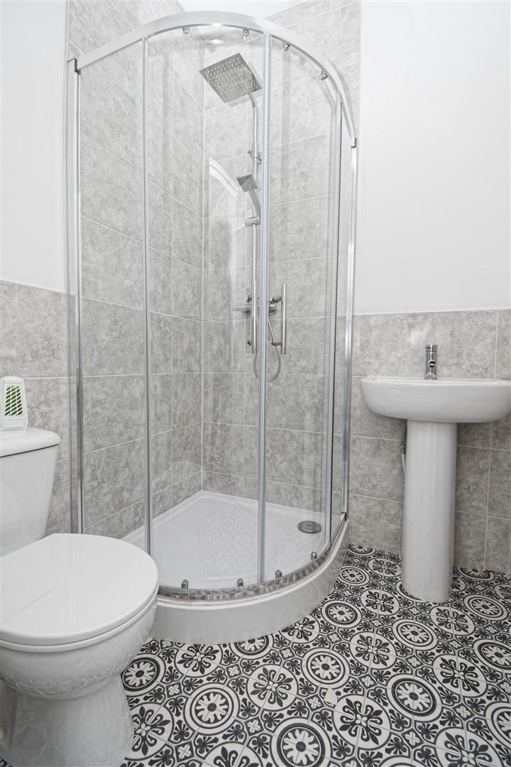 1 bed house share to rent in Berry Street, Burnley 11