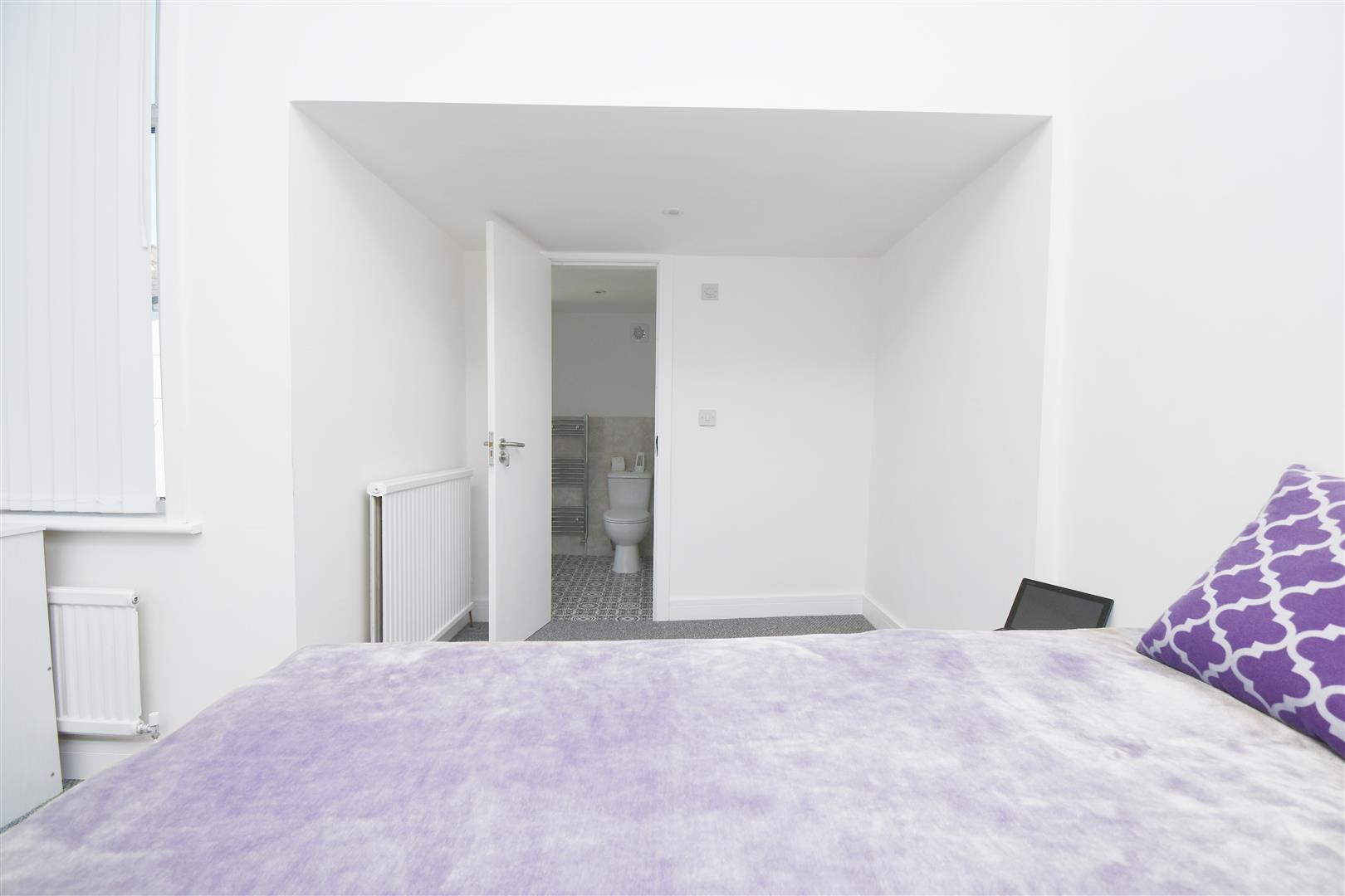 1 bed house share to rent in Berry Street, Burnley 7