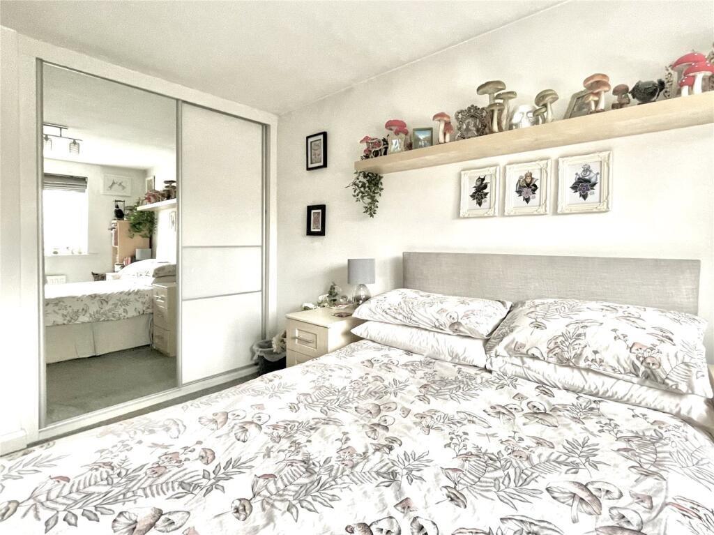 4 bed detached house for sale in Kingfisher Mews, Wombwell  - Property Image 12