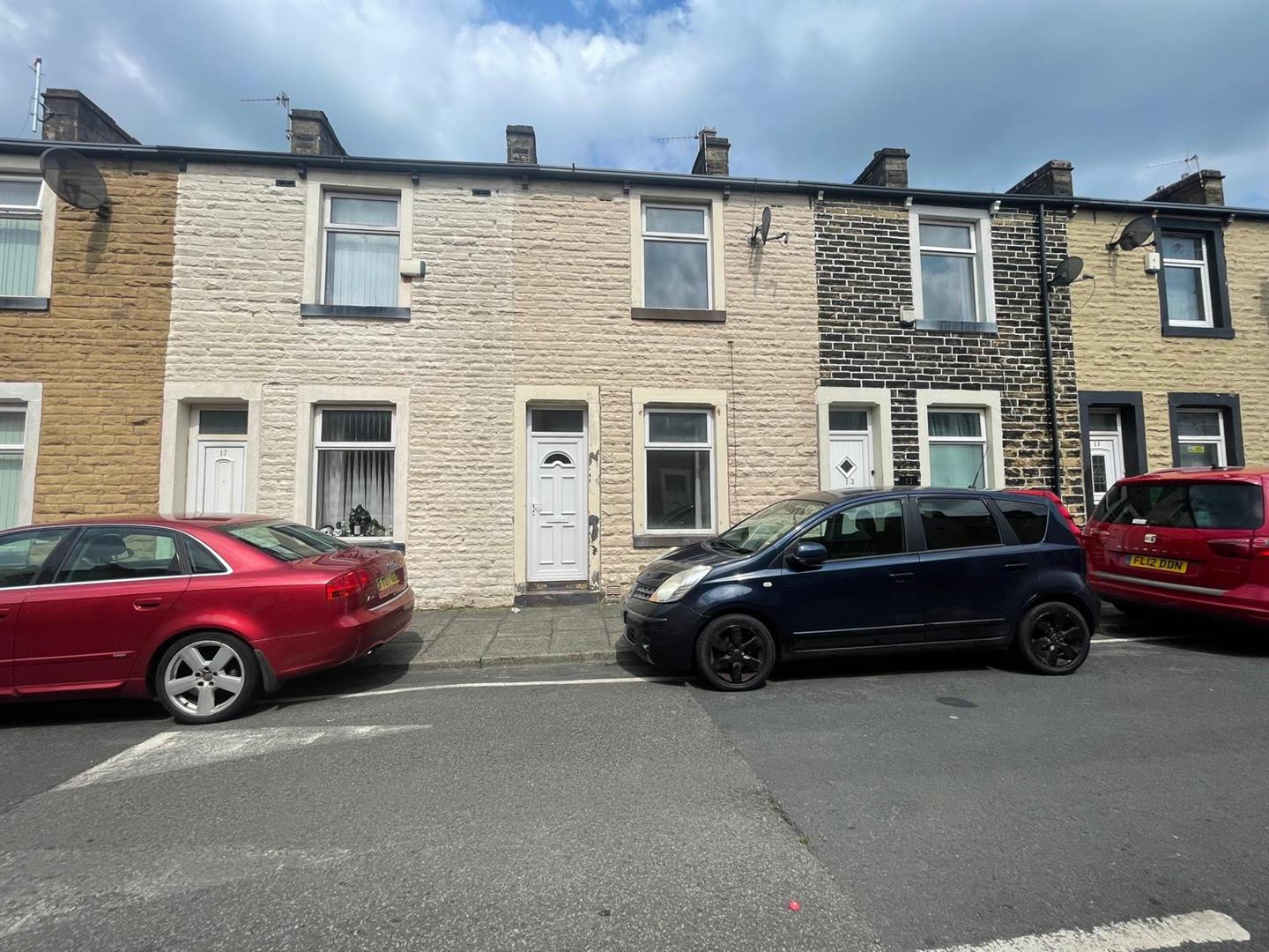 2 bed terraced house to rent in St. Cuthbert Street, Burnley - Property Image 1