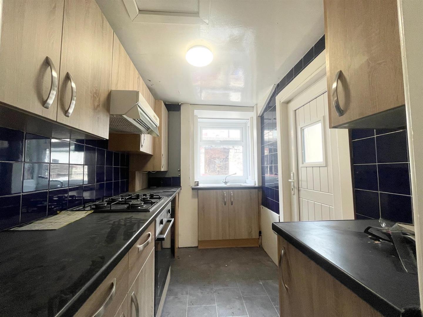 2 bed terraced house to rent in St. Cuthbert Street, Burnley 5