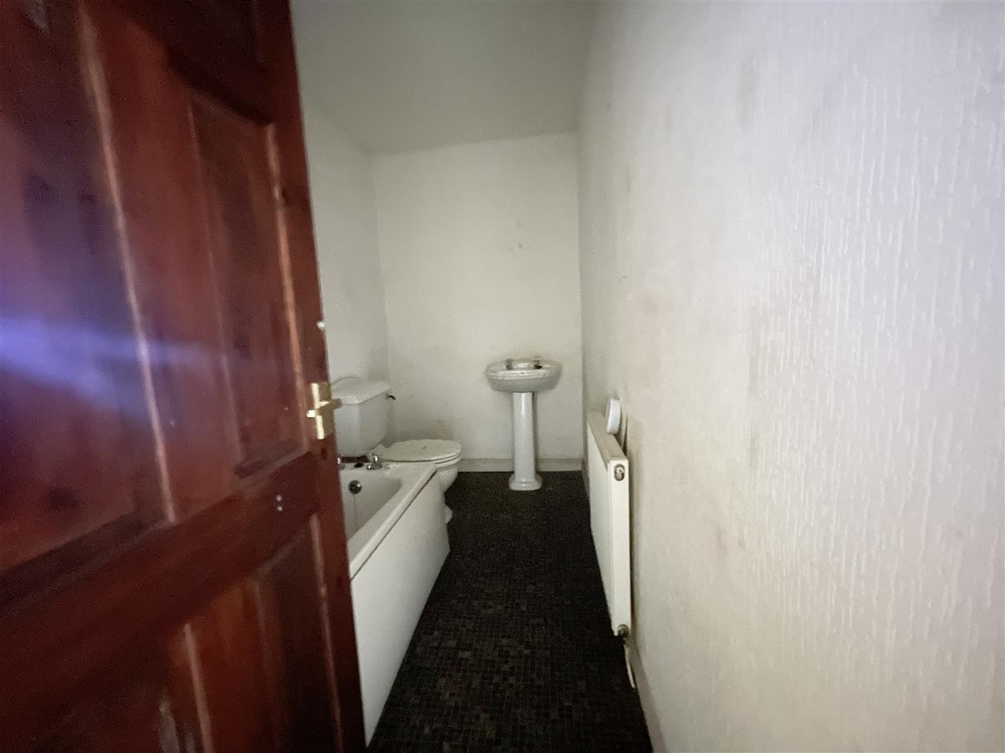 2 bed terraced house for sale in Pine Street, Burnley 4