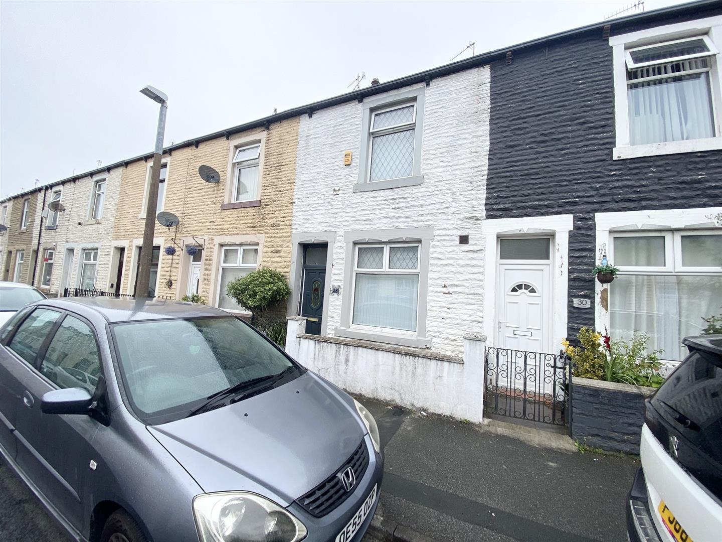 4 bed terraced house for sale in Bar Street, Burnley  - Property Image 1