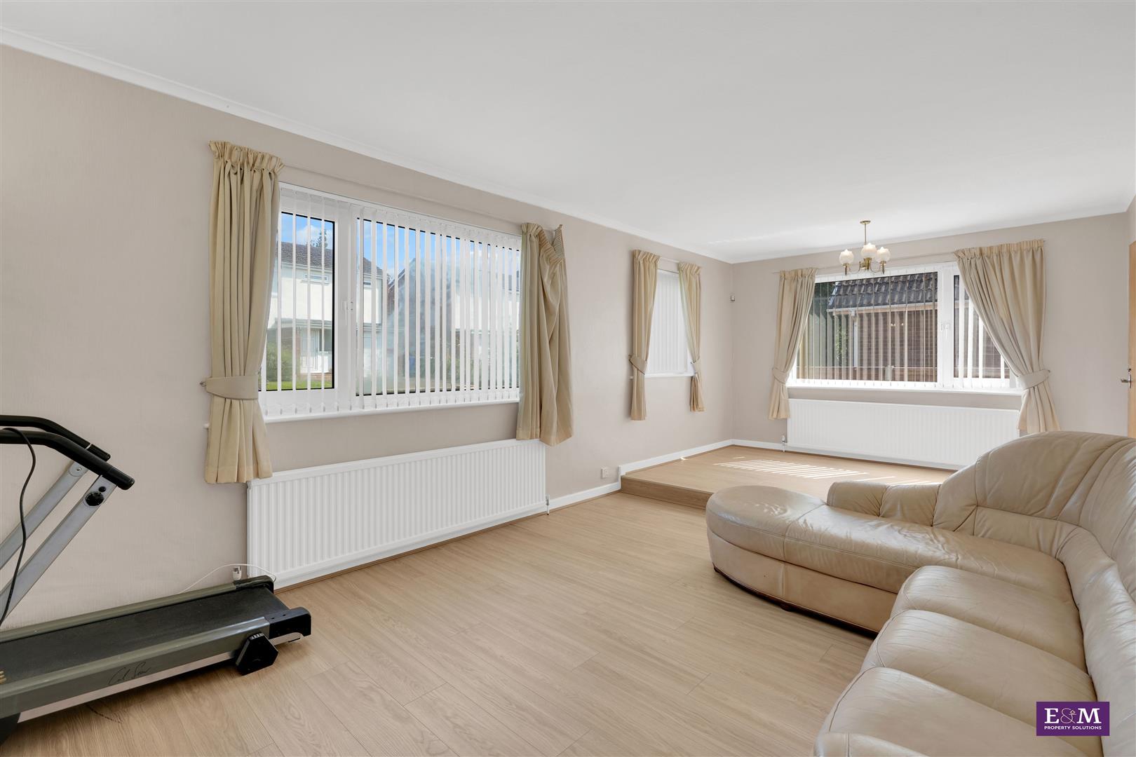 4 bed detached house for sale in Hallwood Close, Burnley 2