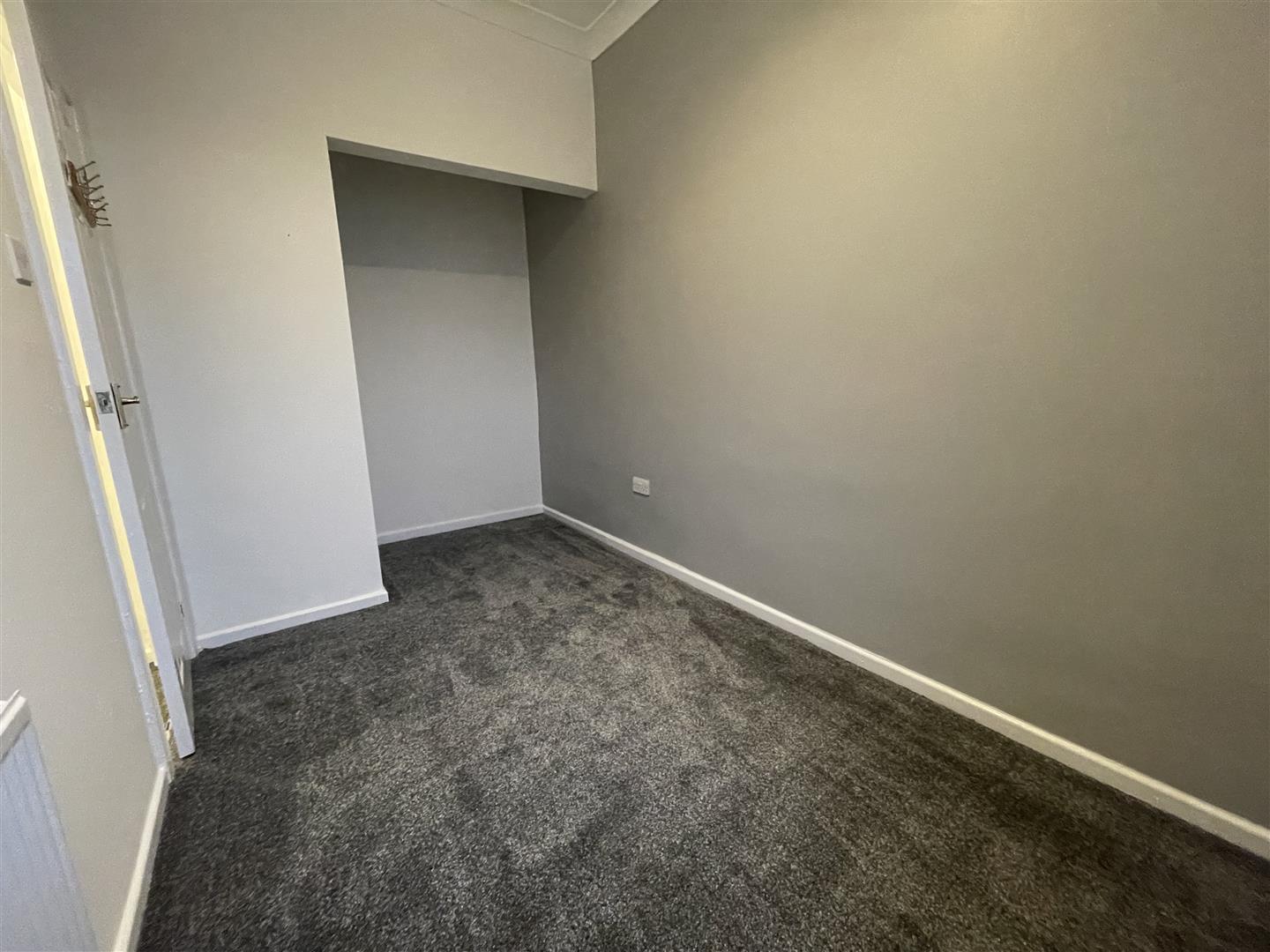 2 bed terraced house for sale in Henry Street, Blackburn 6