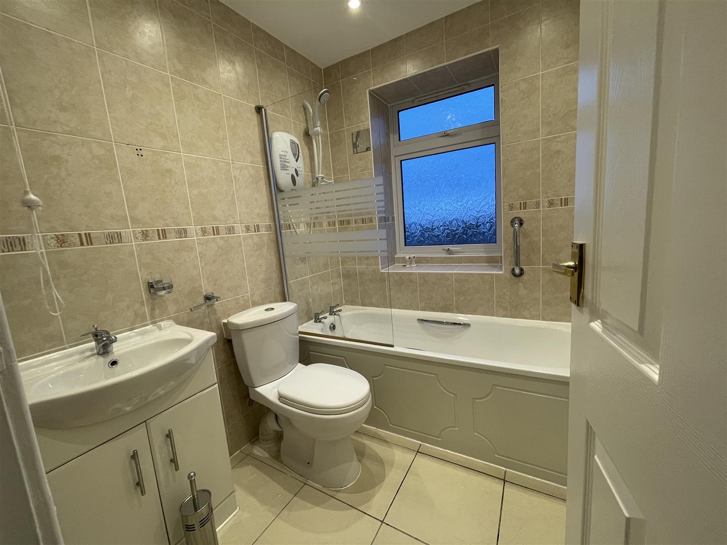 2 bed terraced house for sale in Henry Street, Blackburn  - Property Image 4