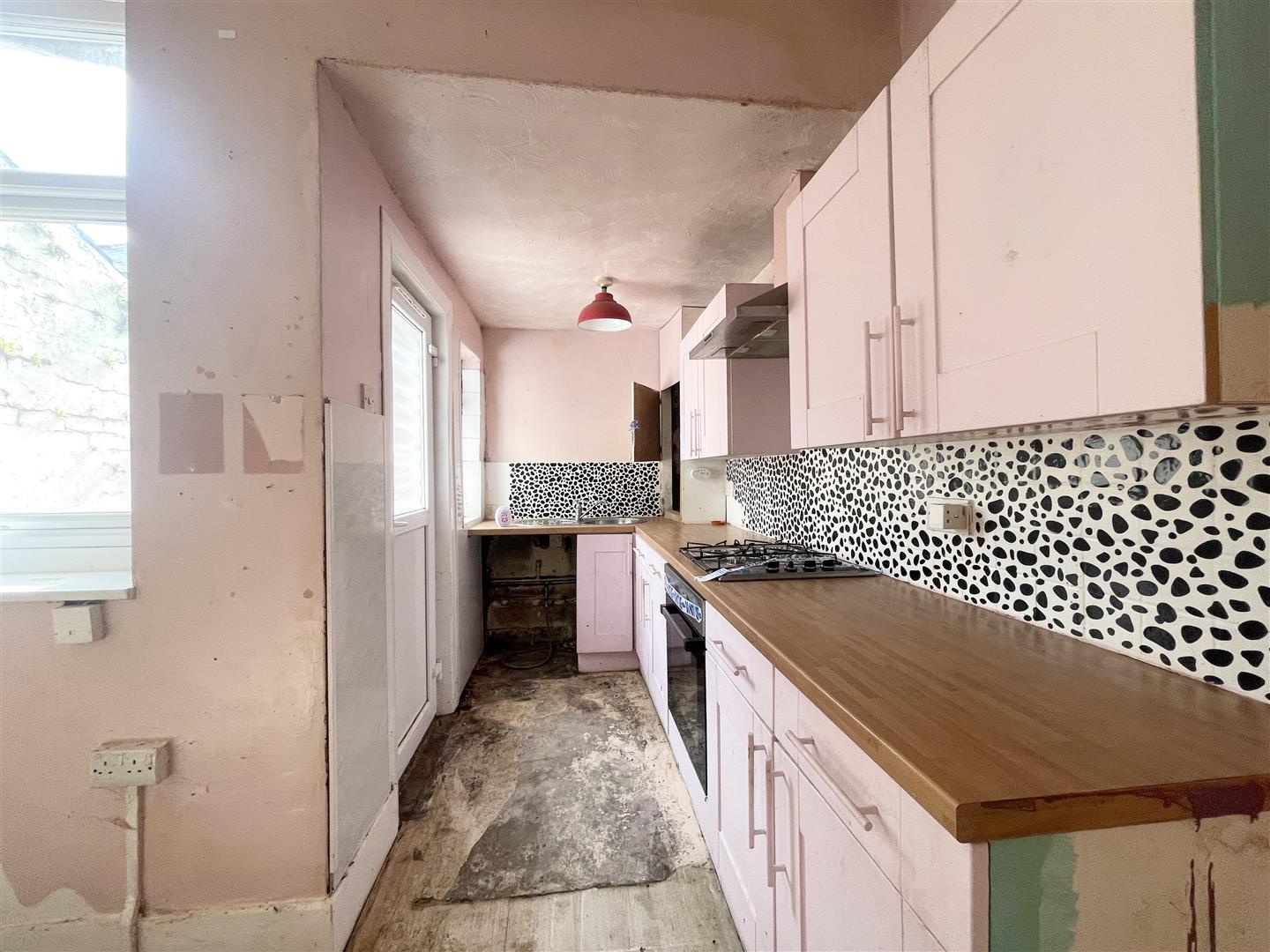 2 bed terraced house for sale in Harold Street, Burnley  - Property Image 3