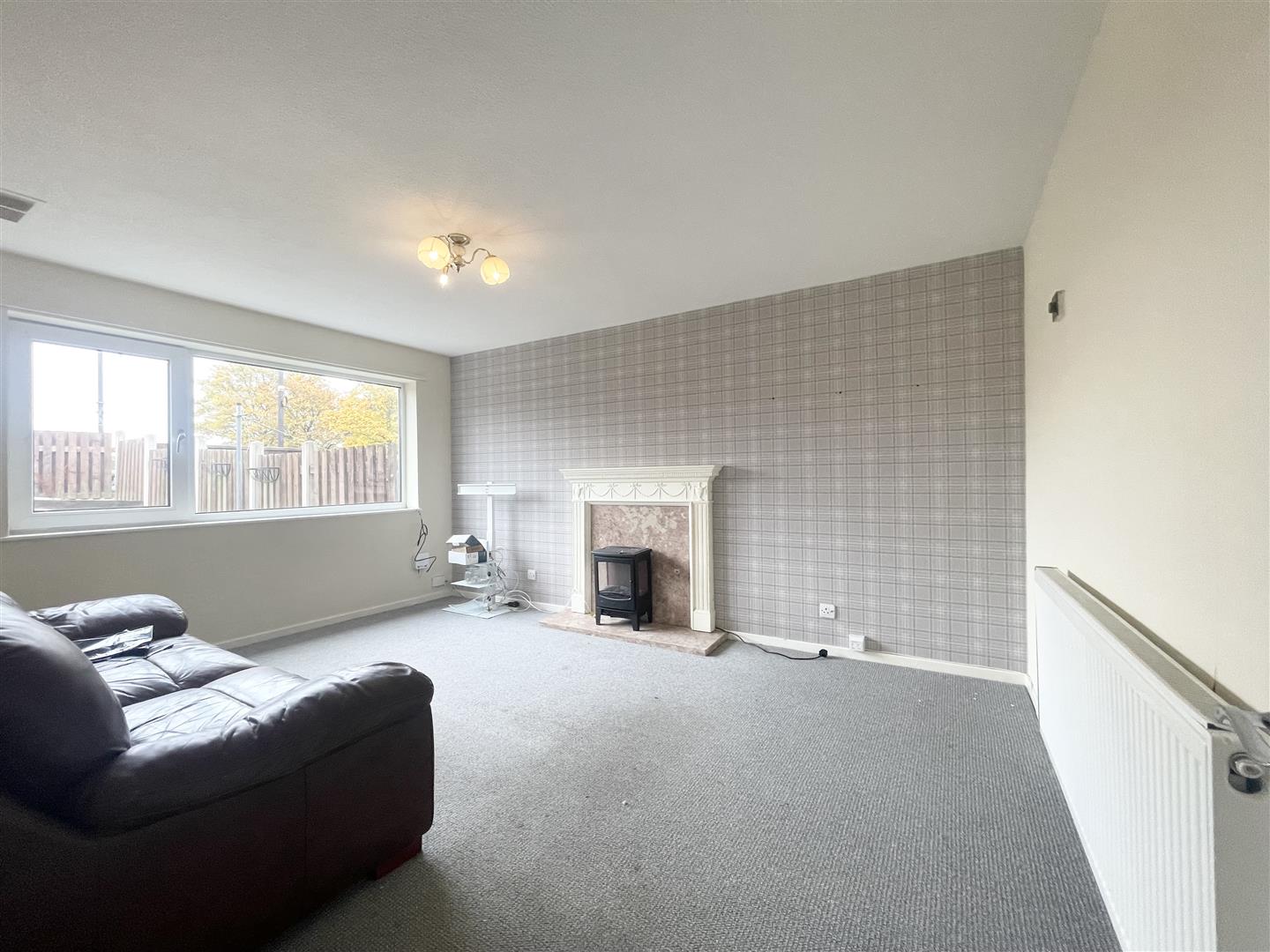 3 bed terraced house for sale in Aylesbury Walk, Burnley  - Property Image 2