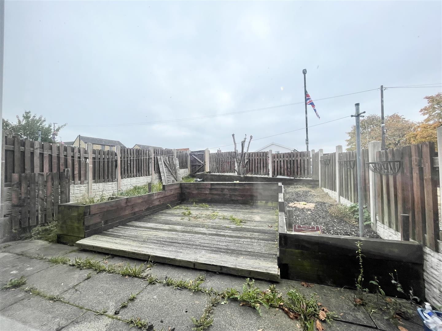 3 bed terraced house for sale in Aylesbury Walk, Burnley  - Property Image 10