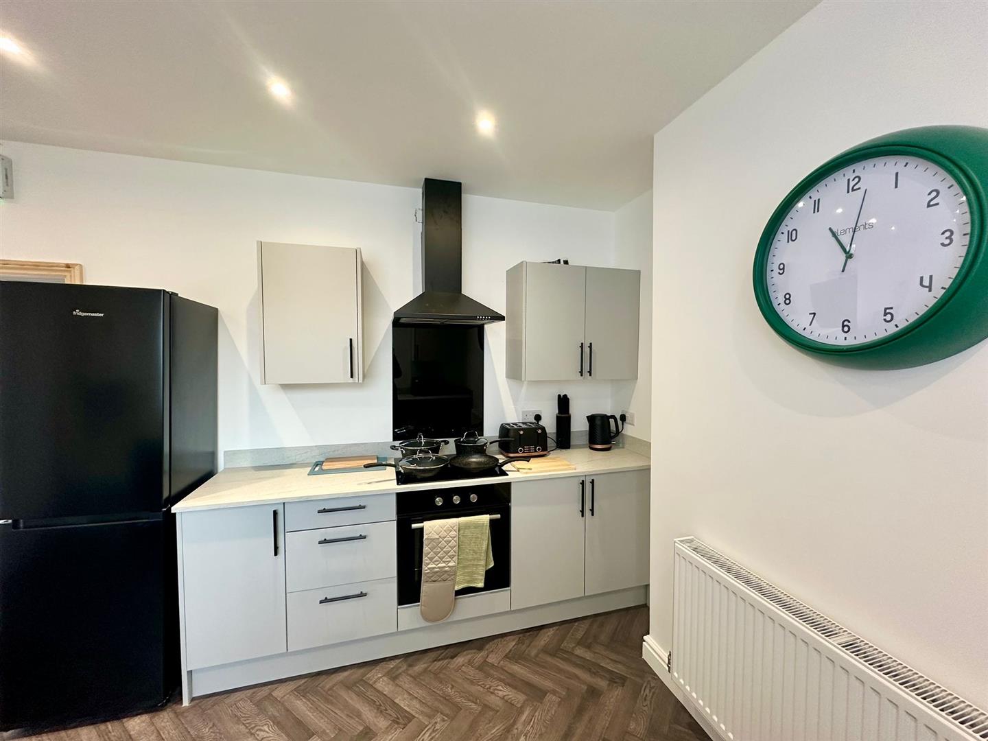 1 bed house share to rent in Derby Street, Colne 4