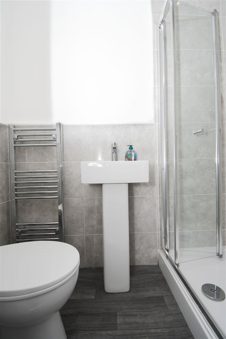 4 bed terraced house for sale in Queensberry Road, Burnley  - Property Image 17