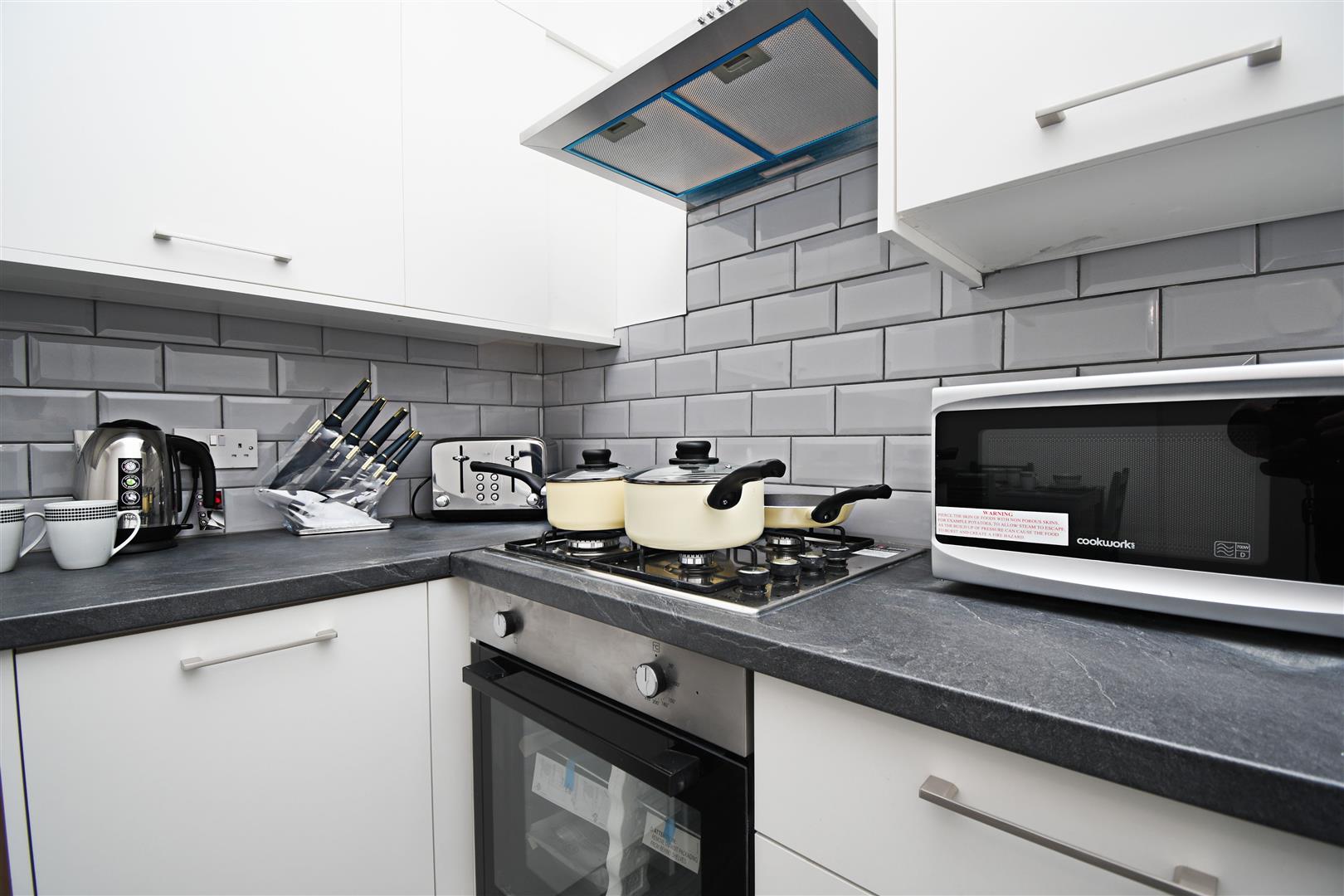 4 bed terraced house for sale in Queensberry Road, Burnley 3