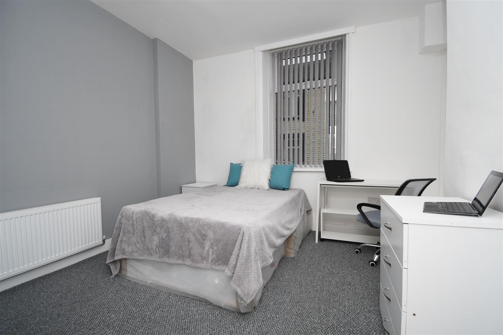 4 bed terraced house for sale in Queensberry Road, Burnley  - Property Image 8